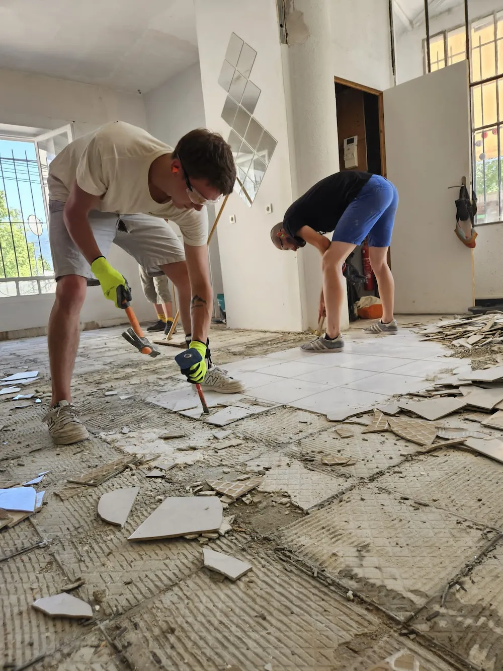 Chantier du hall/cuisine de la Baj'Art